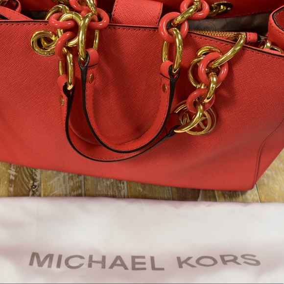 SOLD❌Coral MK 💥 💫NWOT💫 - Picture 2 of 8